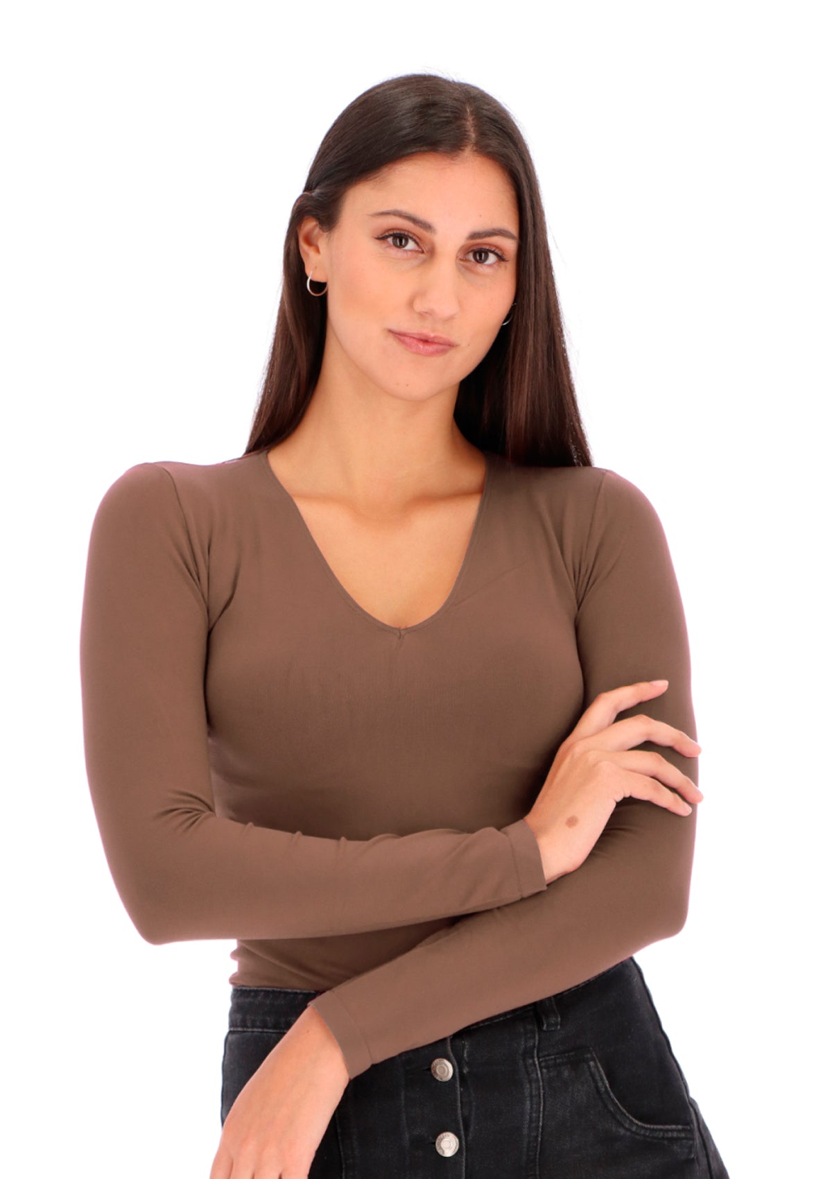 CAMISETA VIC. Siente Cómo el Escote V Cambia el Juego.