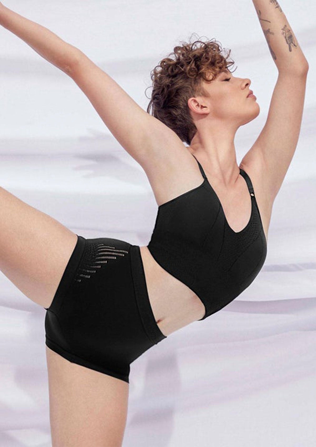 Top Free Extra Largo con Tiras Delgadas REF 26920