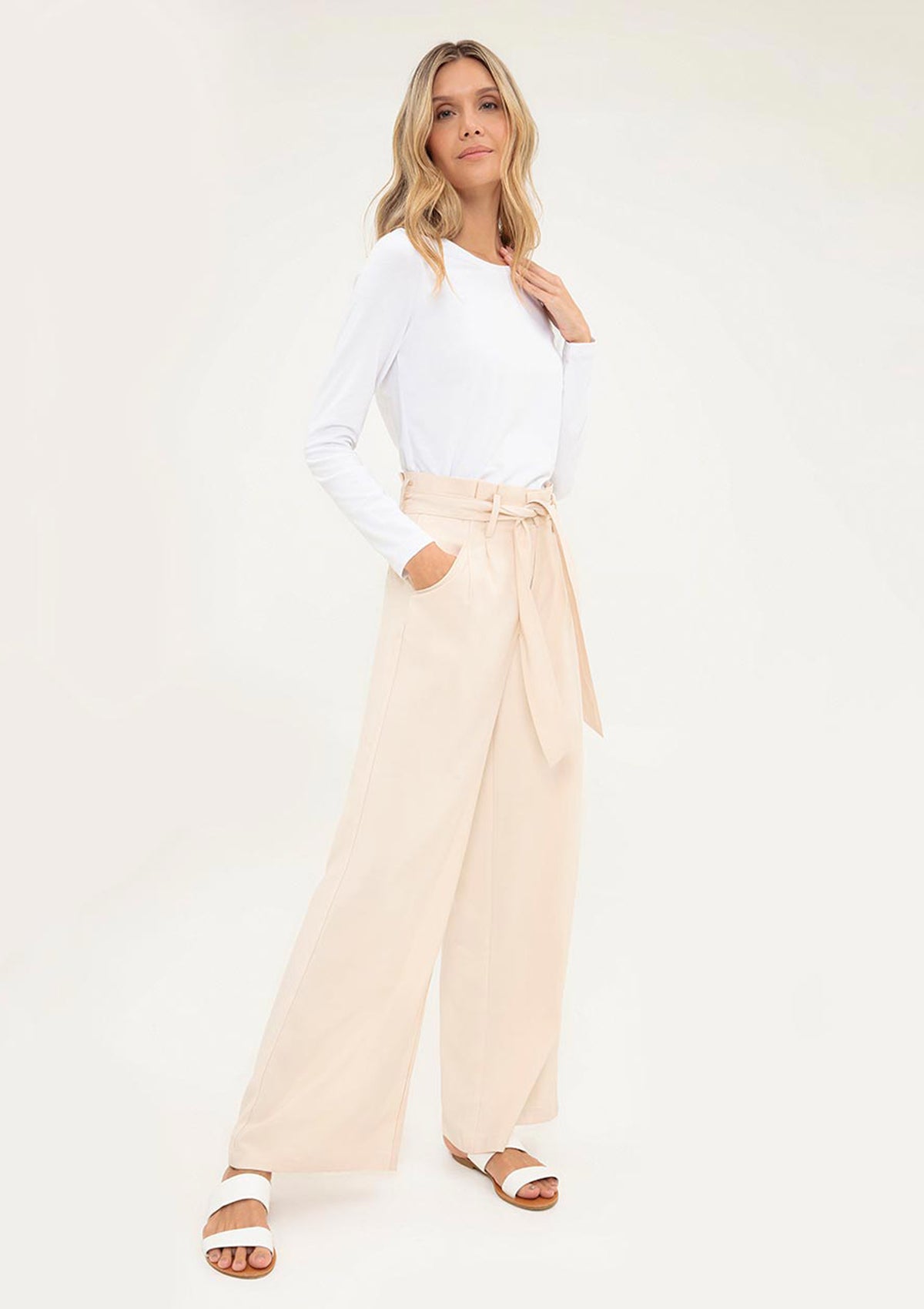 CAMISETA CIBELES Lo que Vistes Habla de Ti Elige con Intención.