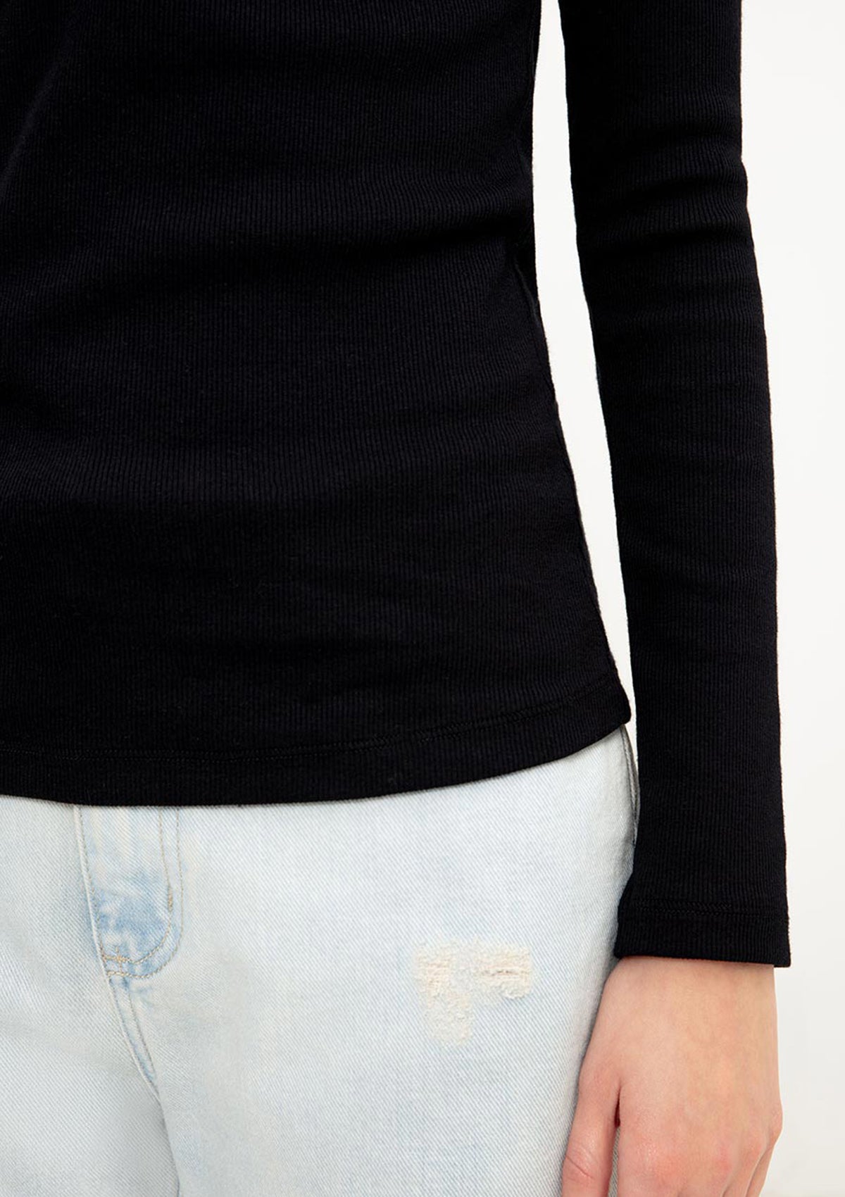 LIAX Camiseta Manga Larga de Algodón Orgánico. Elegancia que se siente.