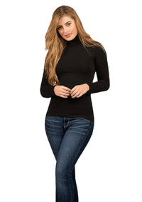 CAMISETA CUELLO ALTO BRIGIT Más que básica, Tu Arma Secreta Para Lucir Increíble con Cero Esfuerzo.