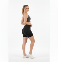 Short Deportivo con Bolsillo Posterior en Cintura Media REF 7136