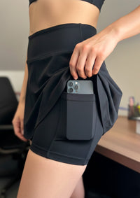 Falda Short con Bolsillos Internos REF 7123