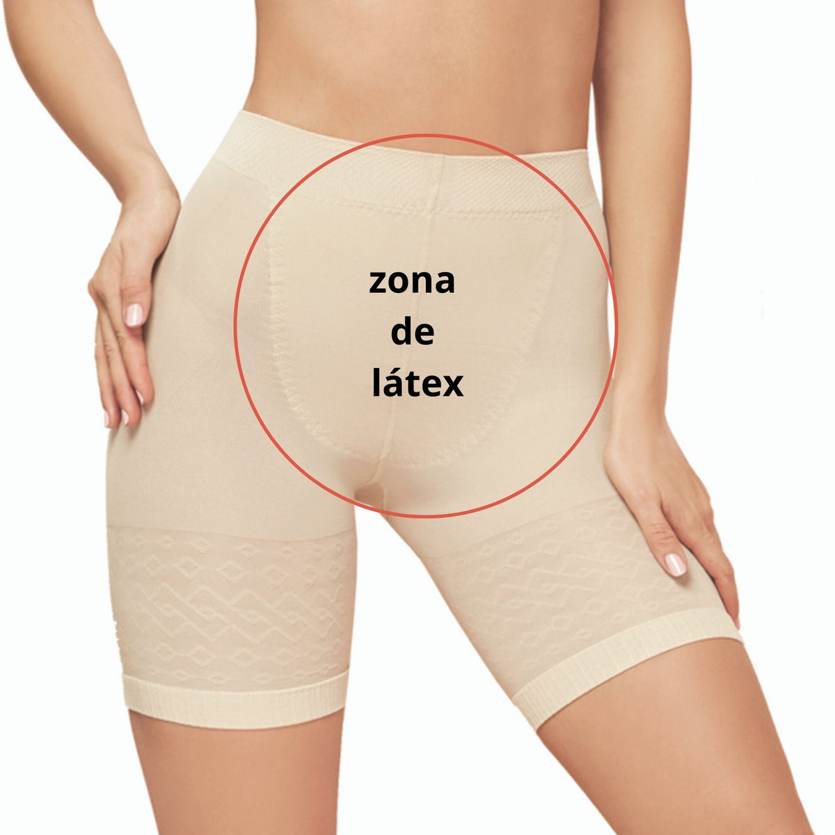 Calzón faja con látex en el abdomen levantacola