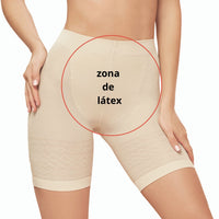 Calzón faja con látex en el abdomen levantacola