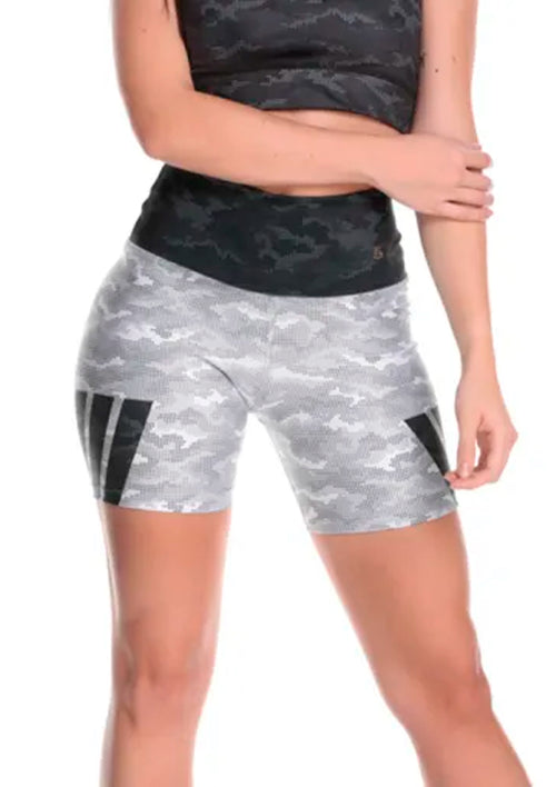 Short Camu White